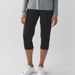 Lululemon In Flux Crop Pants Linerless Joggers Black